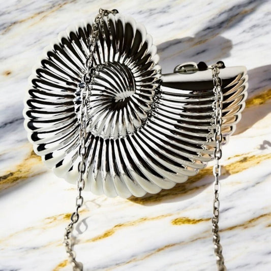 Silberne Nautilus Clutch - CrystalScents
