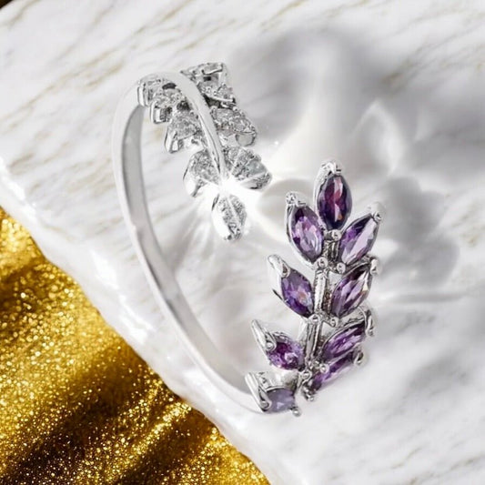 Silberner offener Ring mit Blättern; Lila - CrystalScents