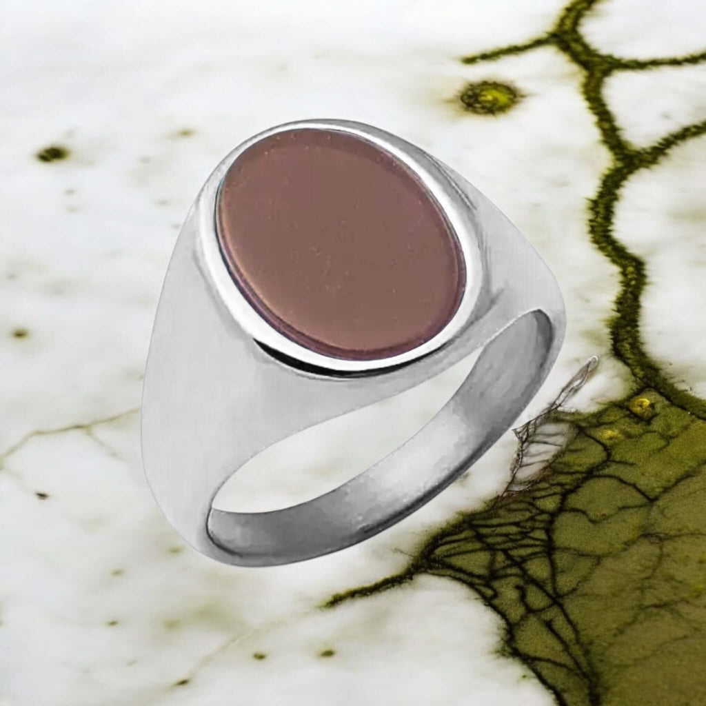 Silberner Ring mit ovalem roten Onyx – ausdrucksstarkes Schmuckstück