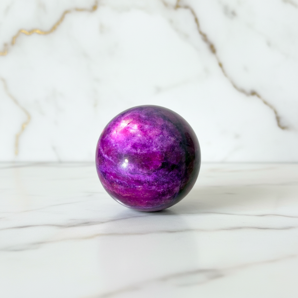 Lila Mondstein Kugel – Lila Meditationsbegleiter CrystalScents
