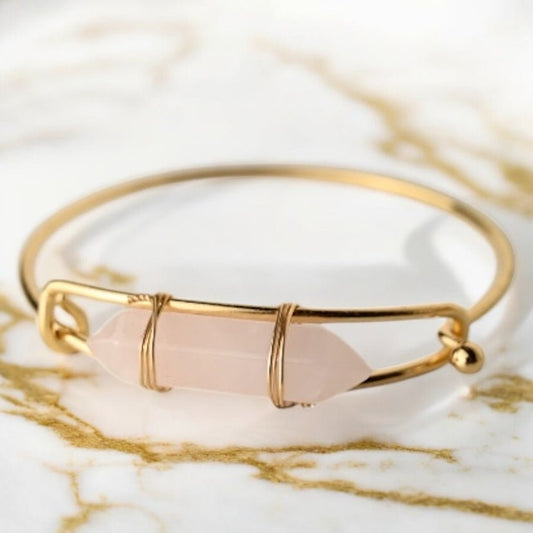 Verschließbarer goldener Armreif mit Rosenquarz - Doppelend - CrystalScents