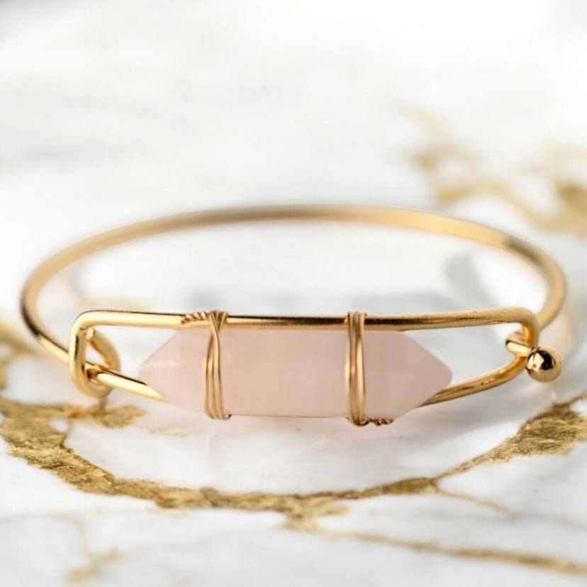 Verschließbarer goldener Armreif mit Rosenquarz - Doppelend - CrystalScents